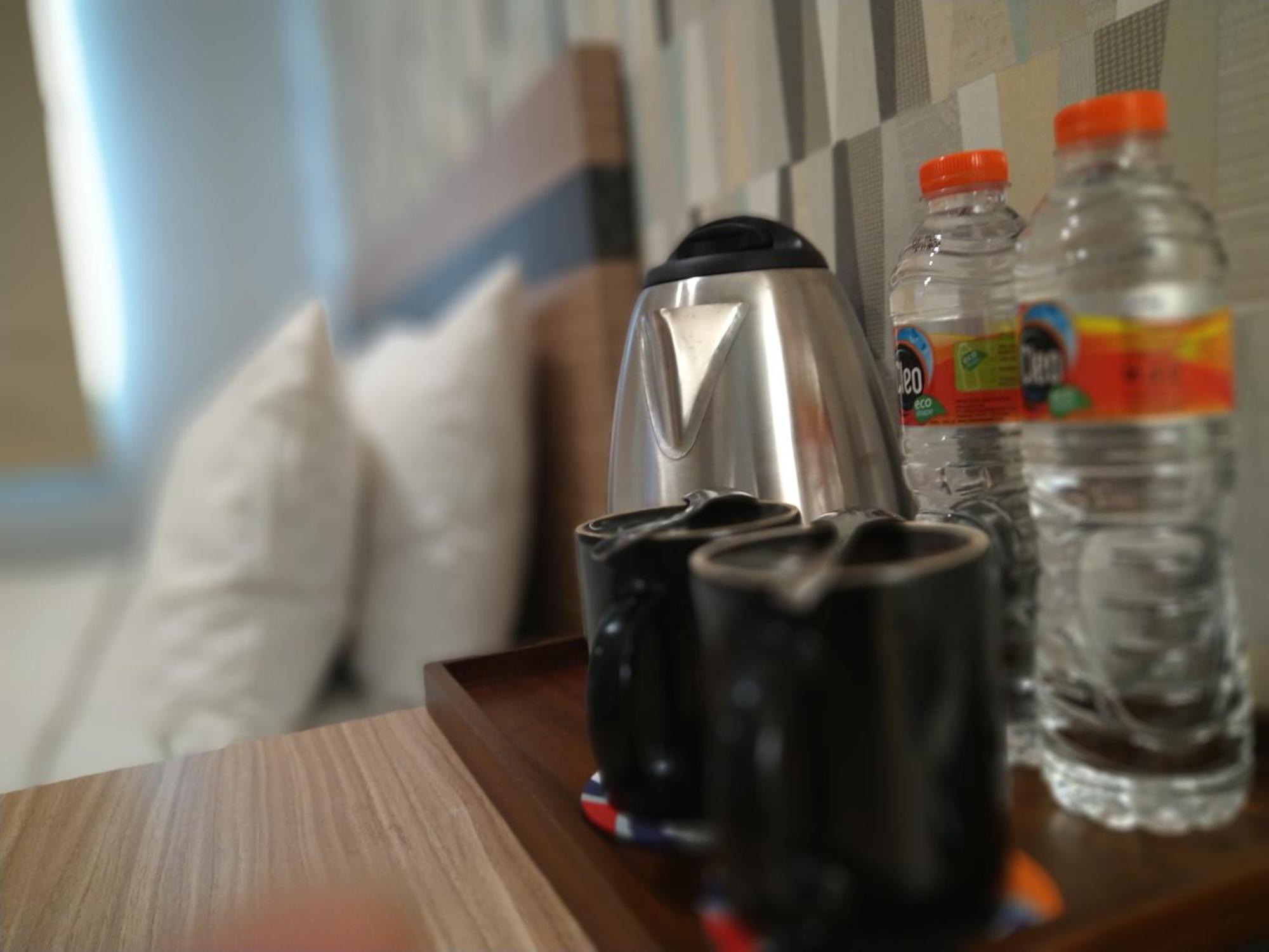 All Nite And Day Hotel Alam Sutera Serpong Exteriör bild
