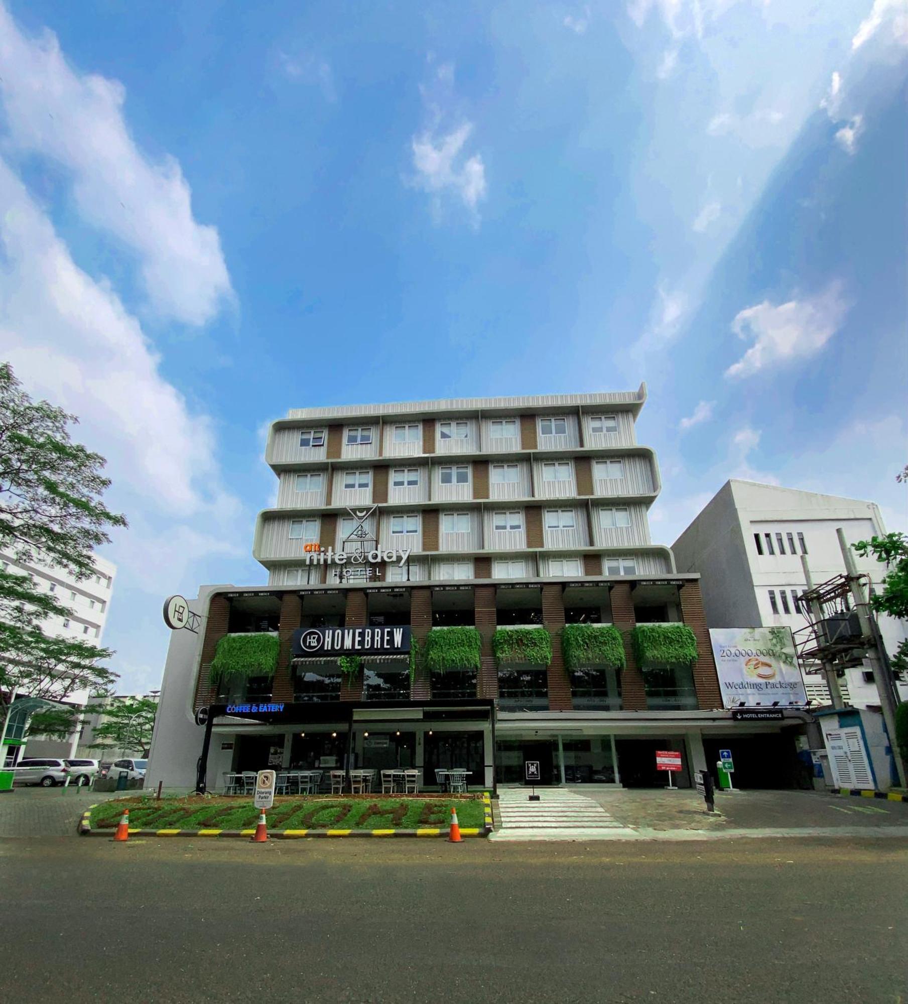 All Nite And Day Hotel Alam Sutera Serpong Exteriör bild