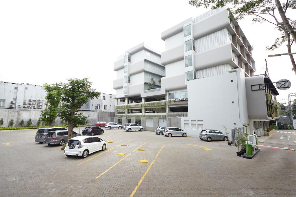 All Nite And Day Hotel Alam Sutera Serpong Exteriör bild