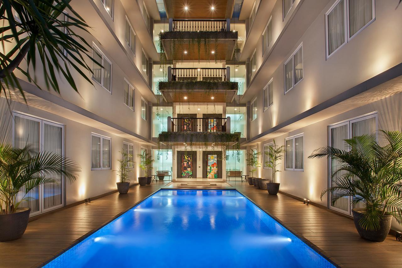 All Nite And Day Hotel Alam Sutera Serpong Exteriör bild